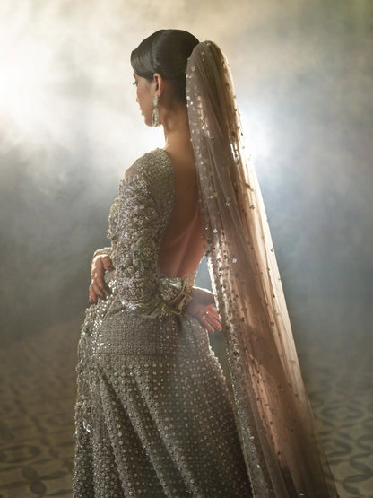 Naaz